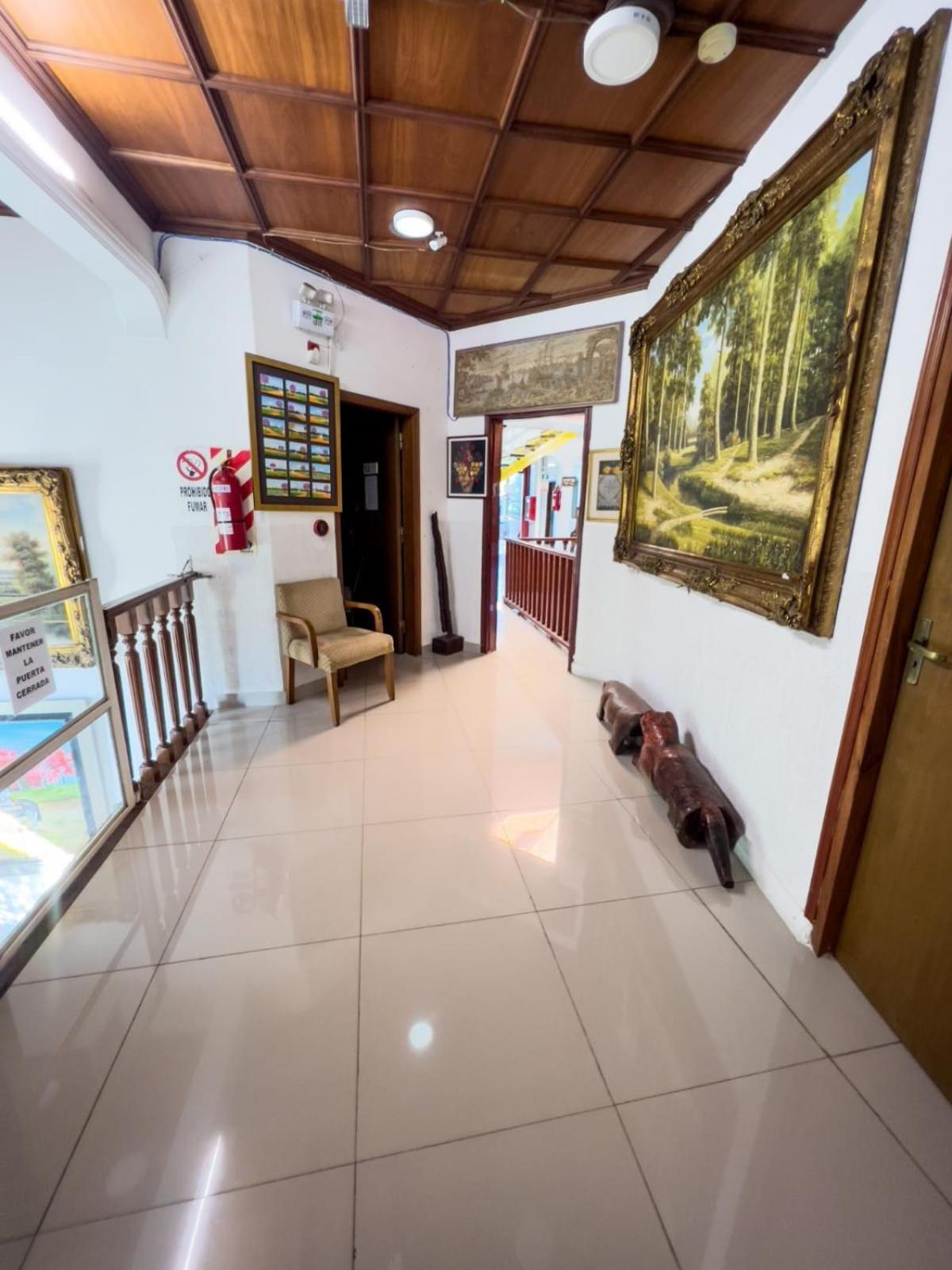 Aparthotel Maison Suisse Asuncion Exterior photo
